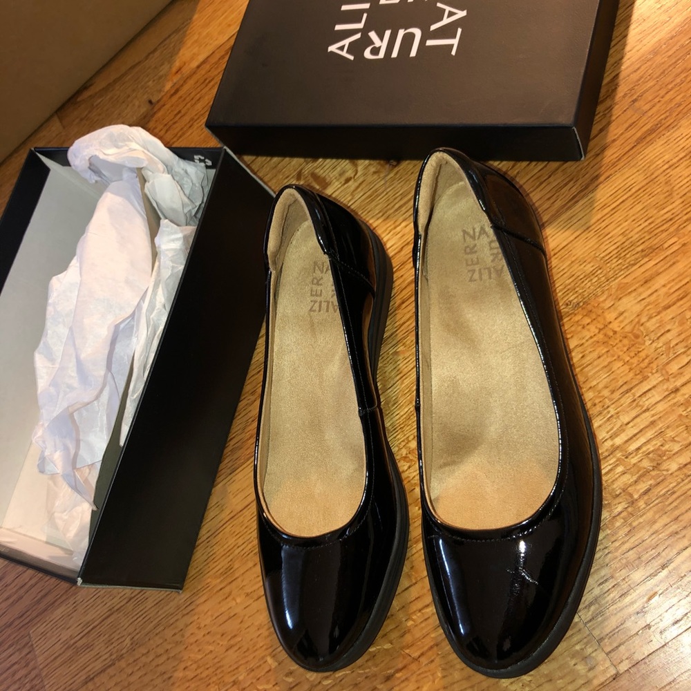 Naturalizer Black Wedges